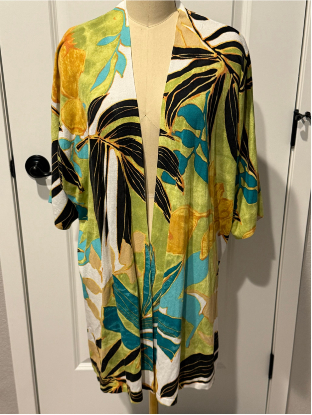 Women's Chico's Tropical Cardigan XXL Green Yellow Floral Open Front